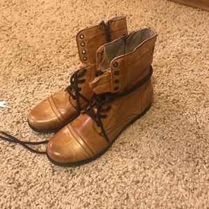 Steve Madden boots